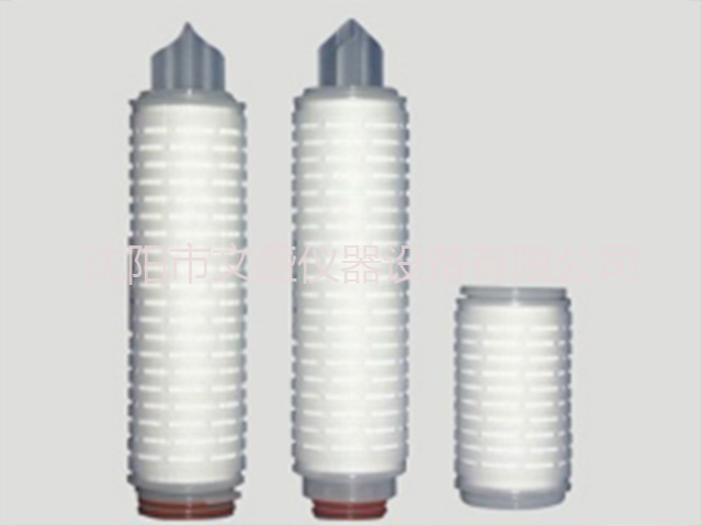 Folding microporous filter element